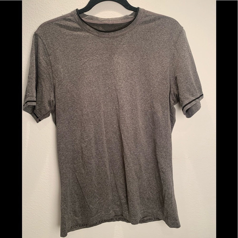 Lululemon athletic shirt size M